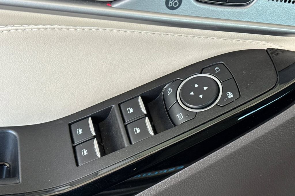 Used 2022 Ford Explorer Platinum w/ Class IV Trailer Tow Package image 15