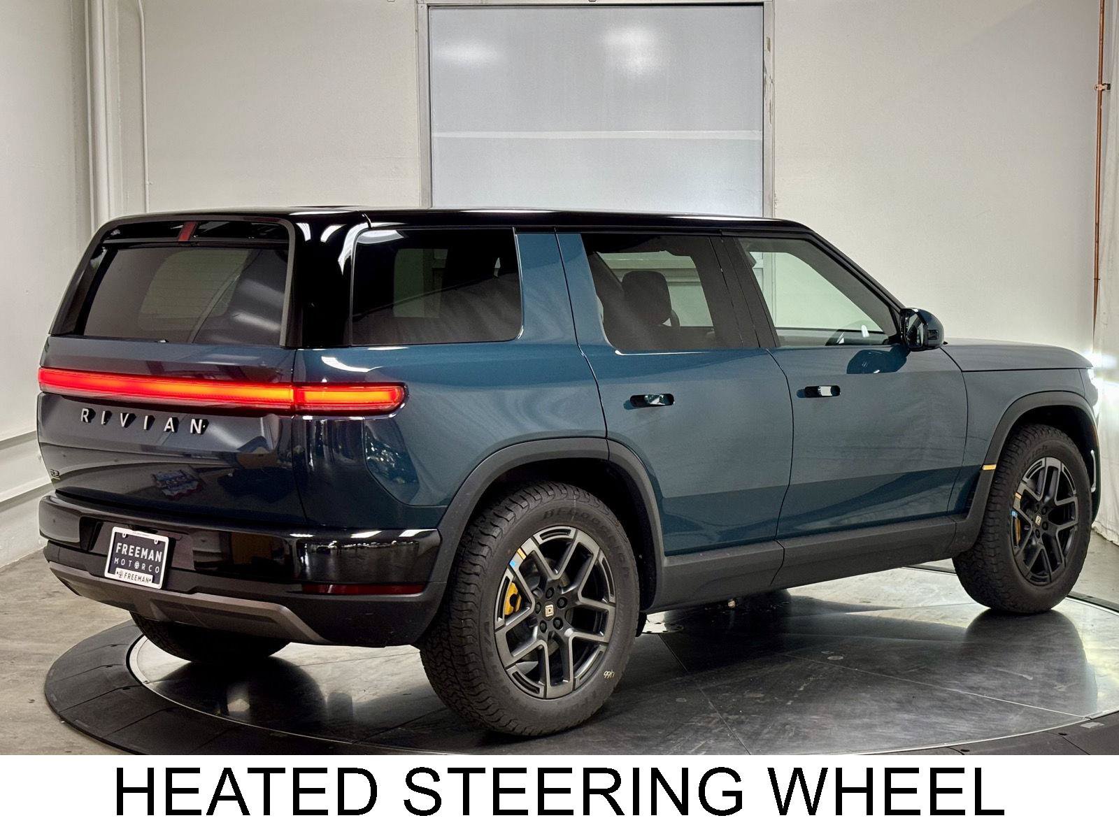 Used 2027 Rivian R2 Performance Dual AWD/4WD image 8