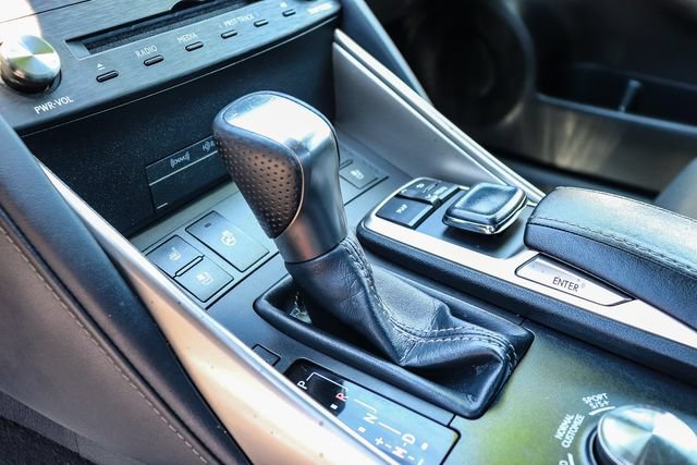 Used 2020 Lexus IS 350 F Sport w/ F Sport Package RWD image 24