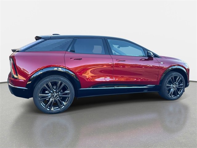 New 2025 Cadillac Optiq Sport 2 image 7