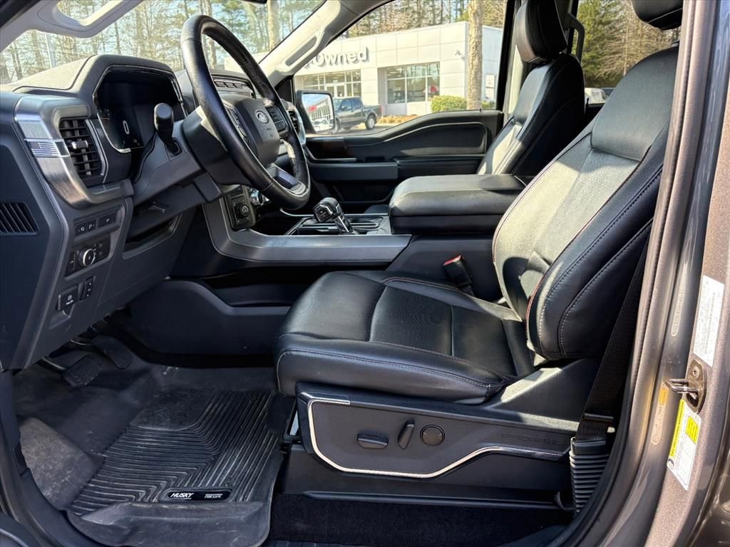 Used 2022 Ford F150 Lariat w/ Trailer Tow Package image 16