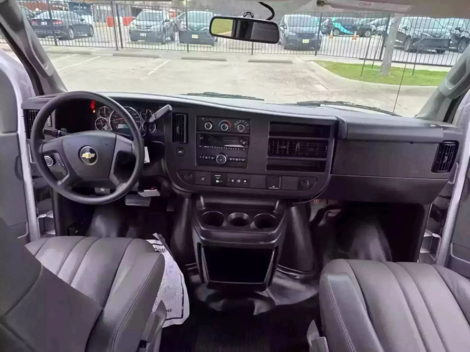 Used 2019 Chevrolet Express 2500 Extended w/ Driver Convenience Package RWD image 19