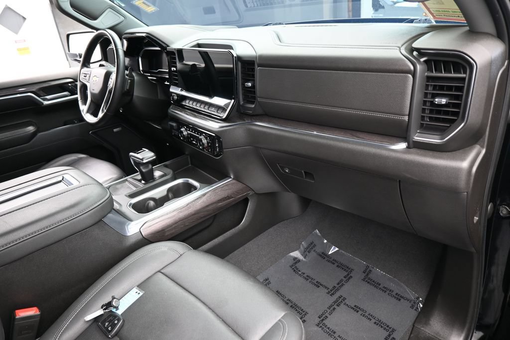 Used 2022 Chevrolet Silverado 1500 LTZ RWD image 52