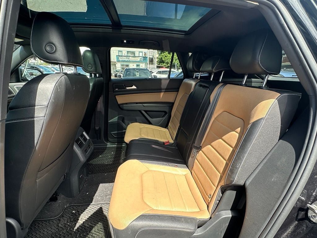 Used 2020 Volkswagen Atlas Cross Sport SEL Premium AWD/4WD image 8