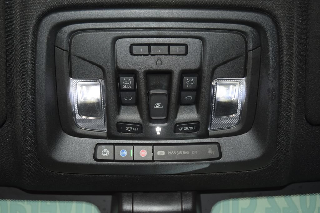 Used 2022 Chevrolet Silverado 3500 High Country w/ LPO, Hitch Package AWD/4WD image 57
