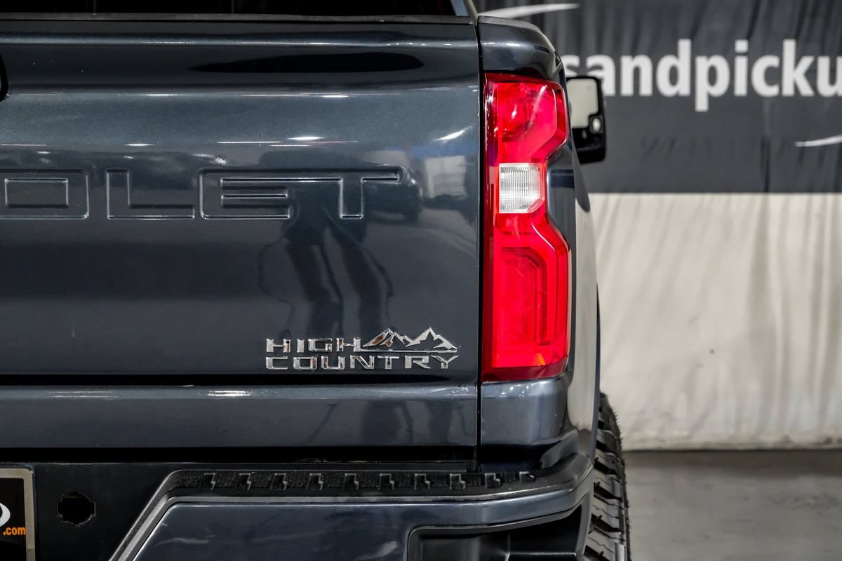 Used 2020 Chevrolet Silverado 2500 High Country w/ Technology Package AWD/4WD image 44