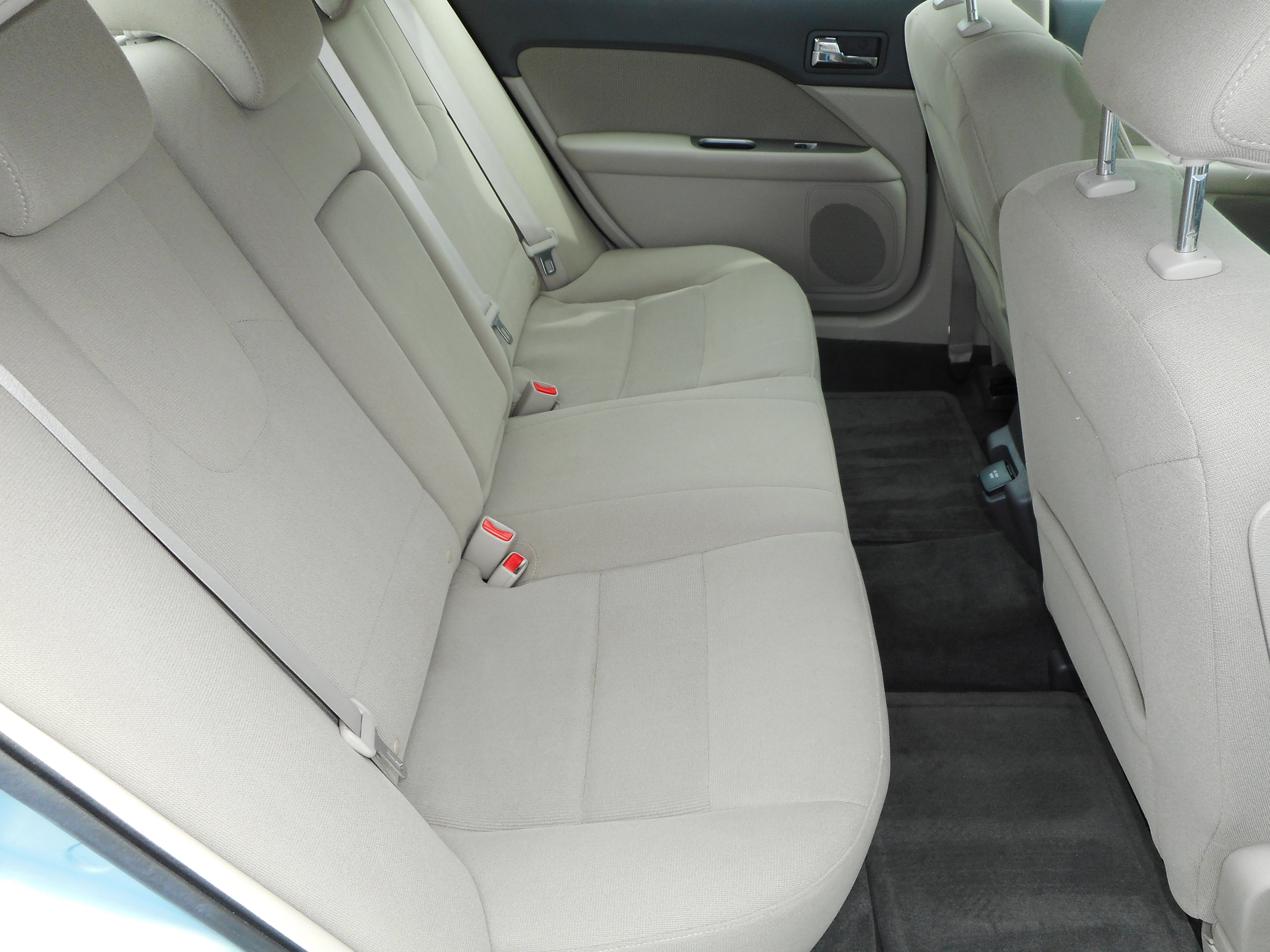 Used 2010 Ford Fusion Hybrid image 24