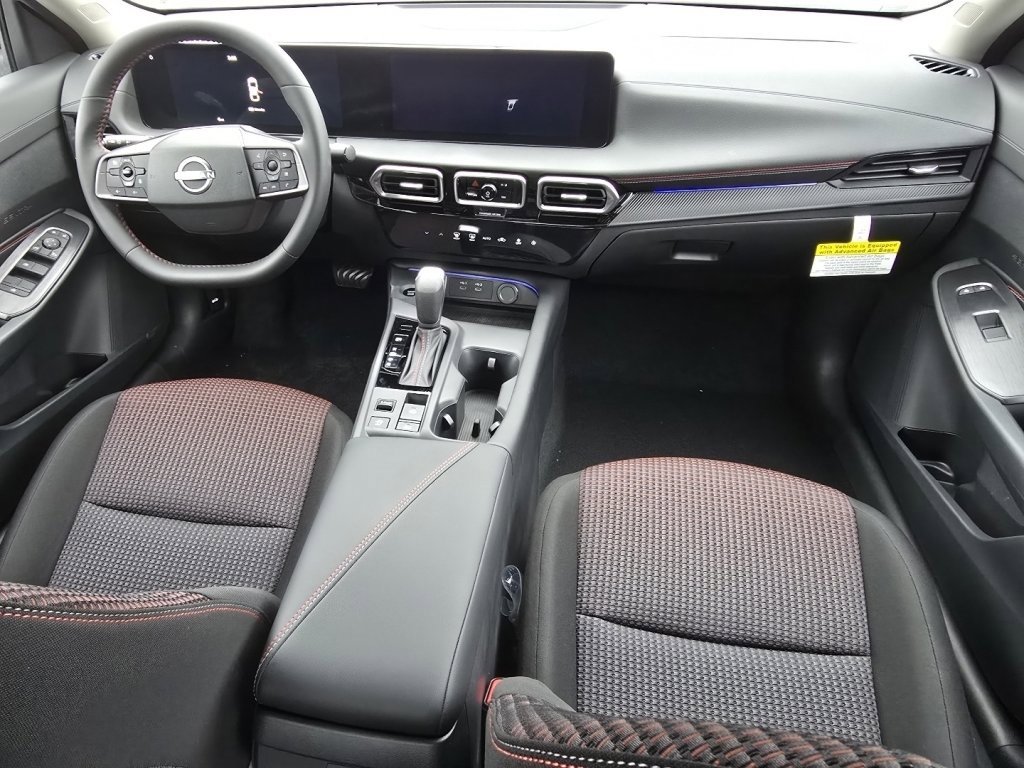 New 2026 Nissan Sentra SR w/ Floor Mat Package image 12