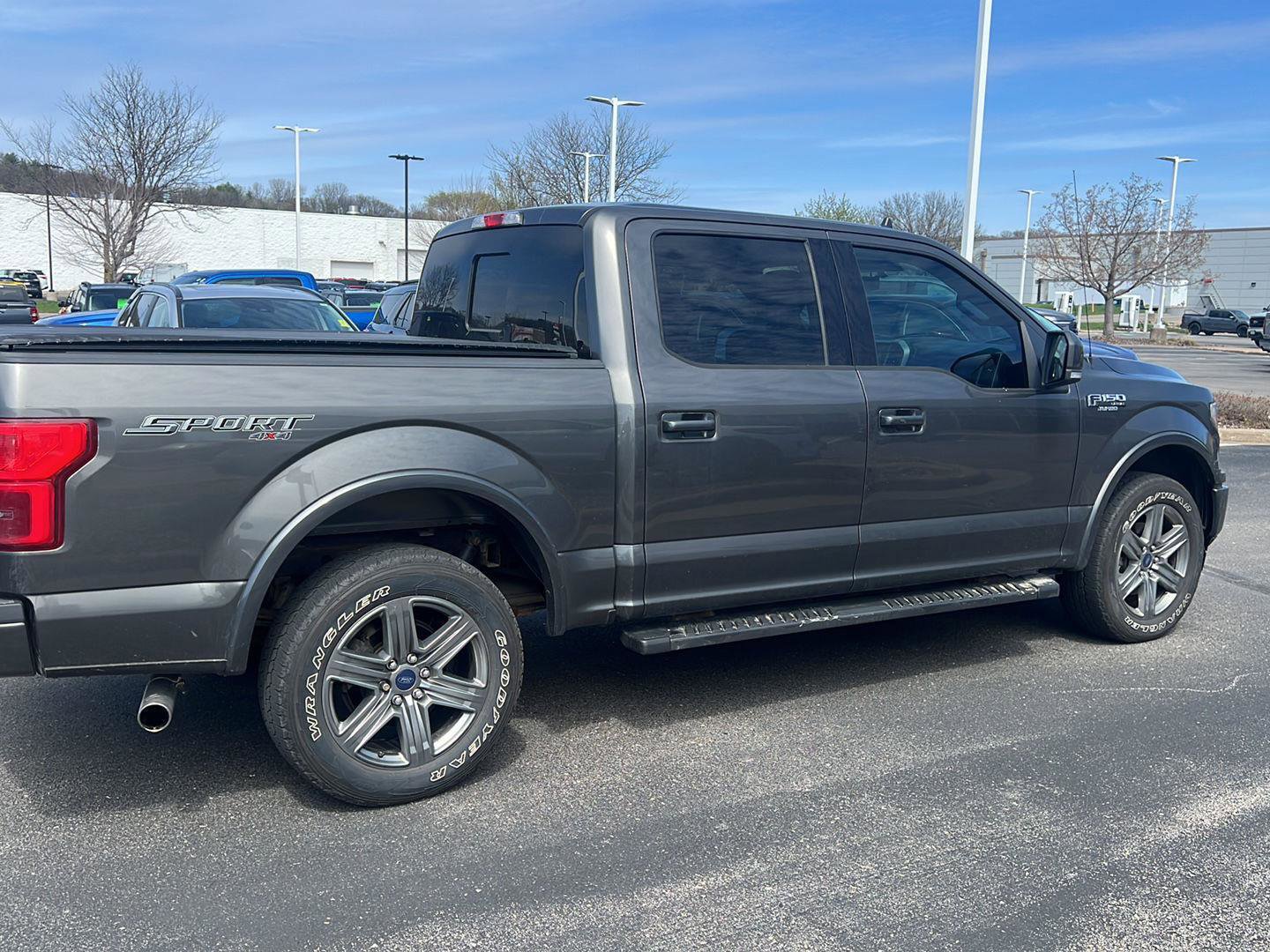 Used 2018 Ford F150 Lariat w/ Equipment Group 501A Mid image 5