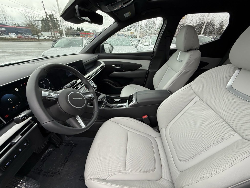 Certified 2025 Hyundai Santa Cruz Limited image 11