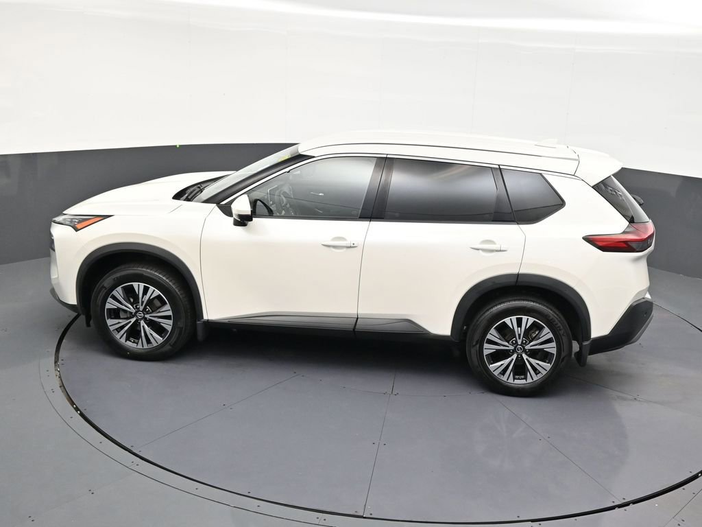 Used 2021 Nissan Rogue SV image 14