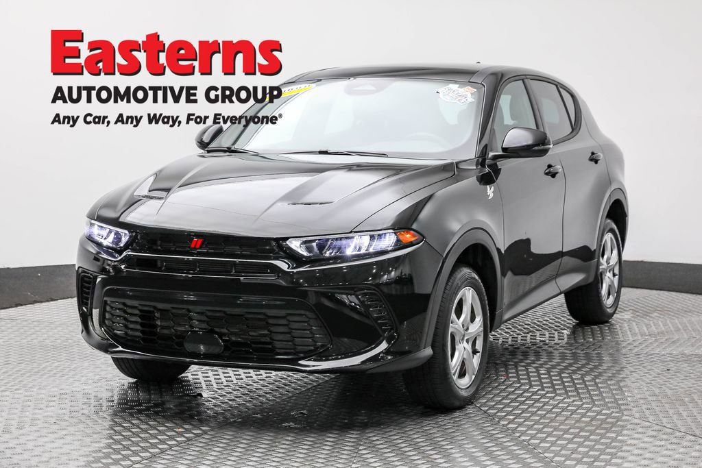Used 2024 Dodge Hornet GT image 1