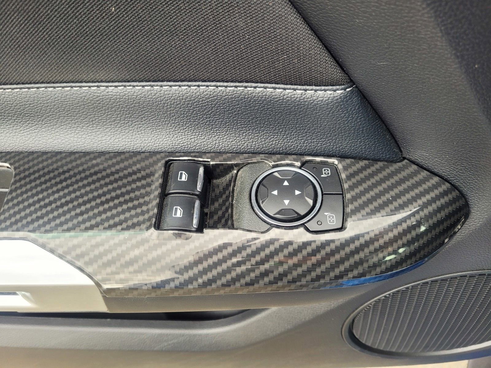 Used 2017 Ford Mustang Coupe image 16