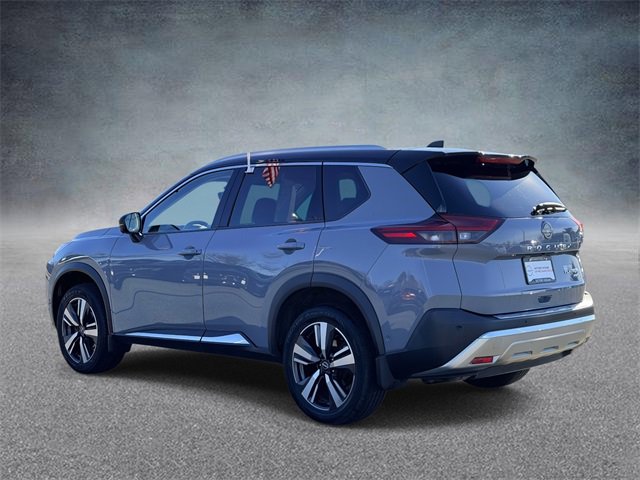 Used 2022 Nissan Rogue Platinum w/ Head-Up Display Package image 4