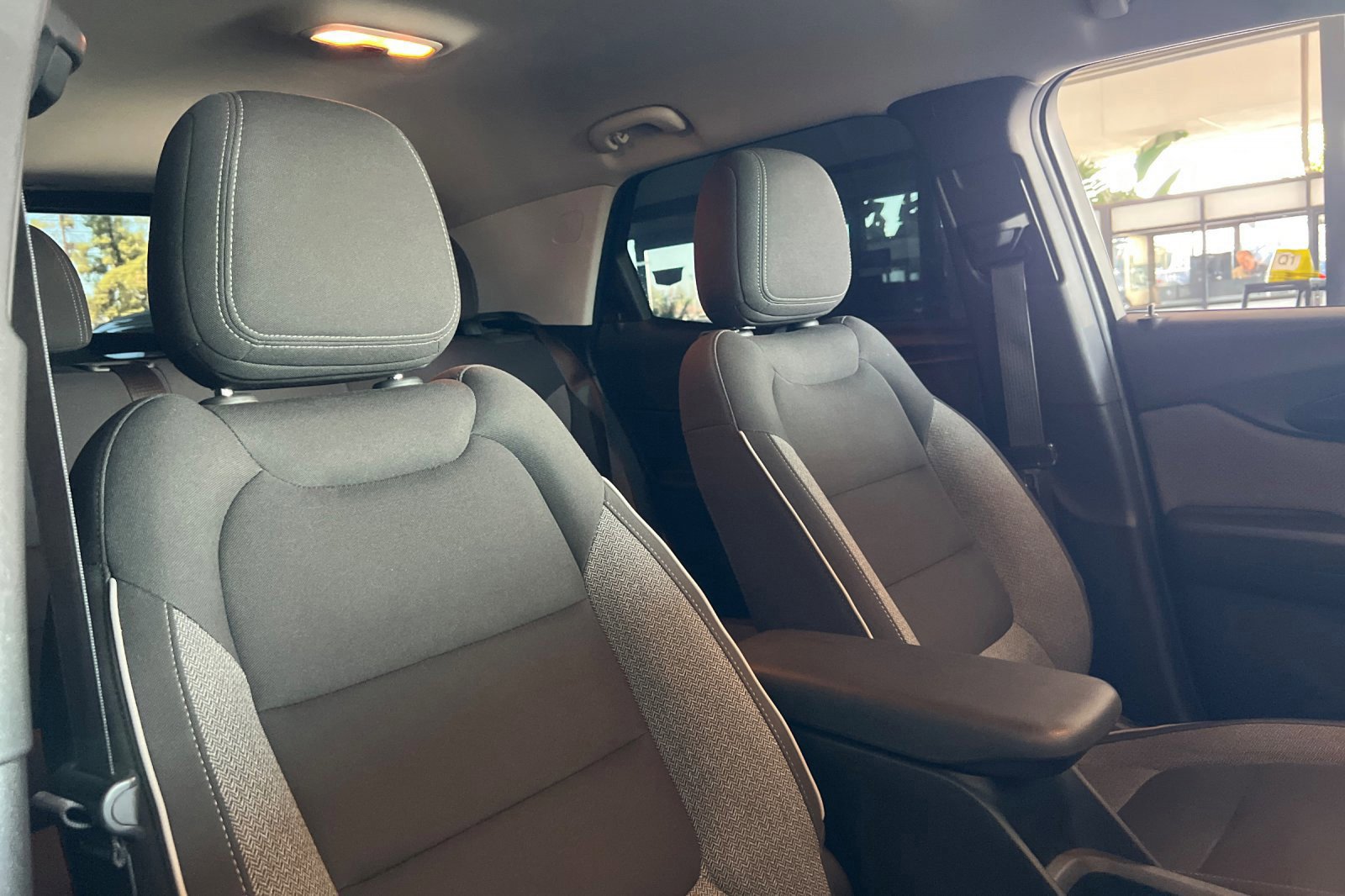 Used 2021 Chevrolet TrailBlazer LT w/ Convenience Package image 17