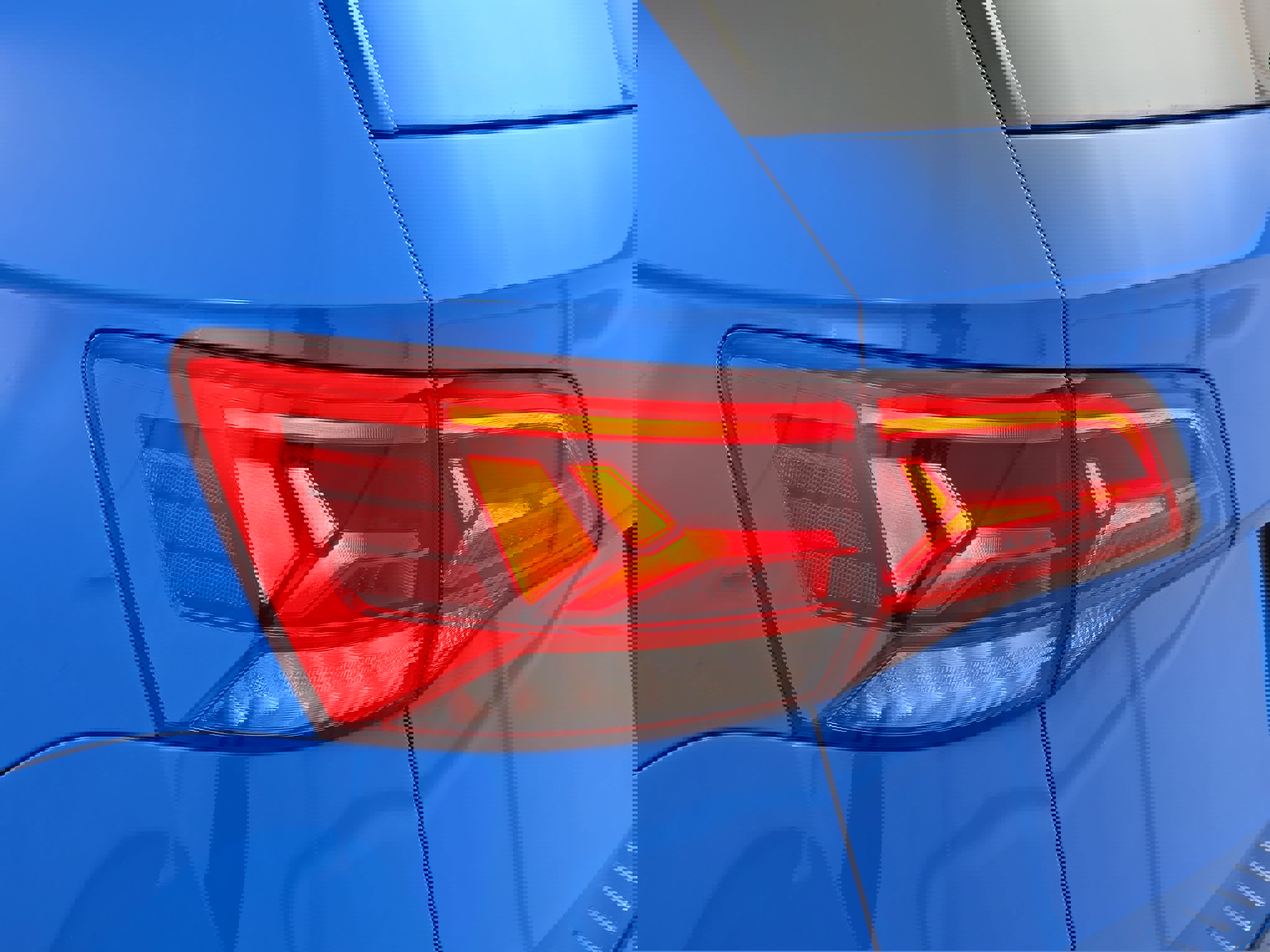 Certified 2023 Volkswagen Taos SE w/ Panoramic Sunroof Package image 34