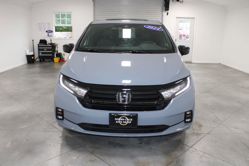 Used 2024 Honda Odyssey Sport image 3