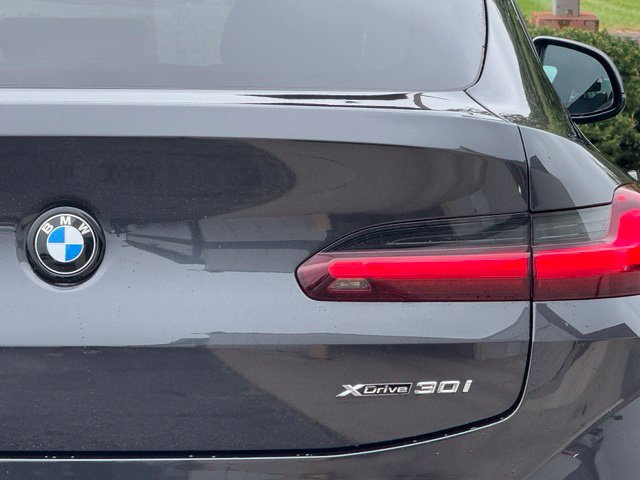 Certified 2025 BMW X4 xDrive30i w/ Premium Package AWD/4WD image 7