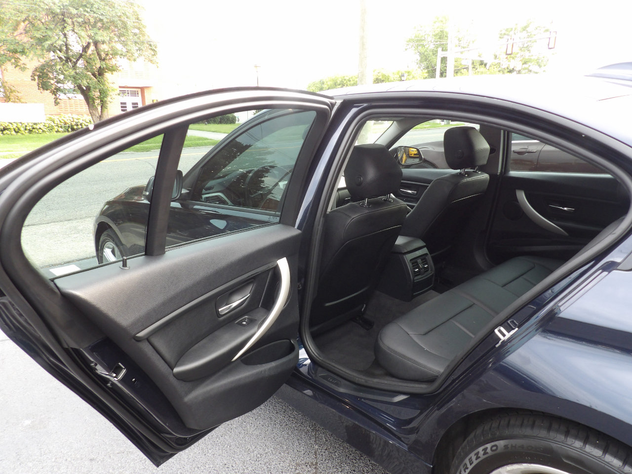 Used 2015 BMW 320i xDrive Sedan image 14