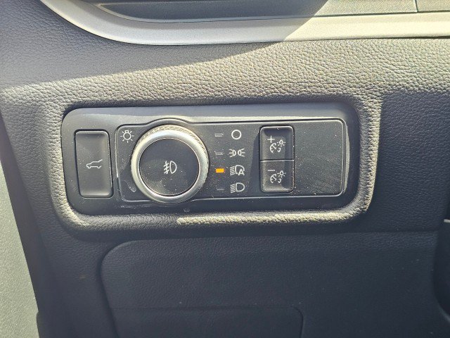 Used 2023 Ford Explorer XLT w/ Equipment Group 202A AWD/4WD image 40