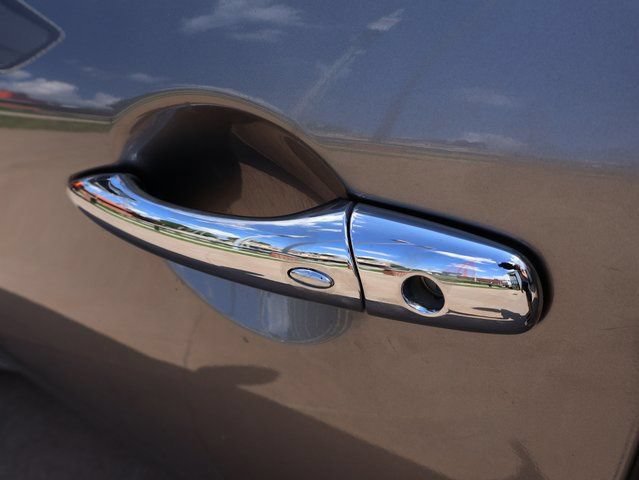 Used 2012 INFINITI M37 x w/ Deluxe Touring Pkg AWD/4WD image 19