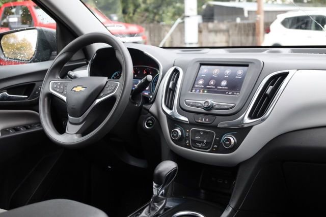 Certified 2022 Chevrolet Equinox LS w/ LS Convenience Package image 35