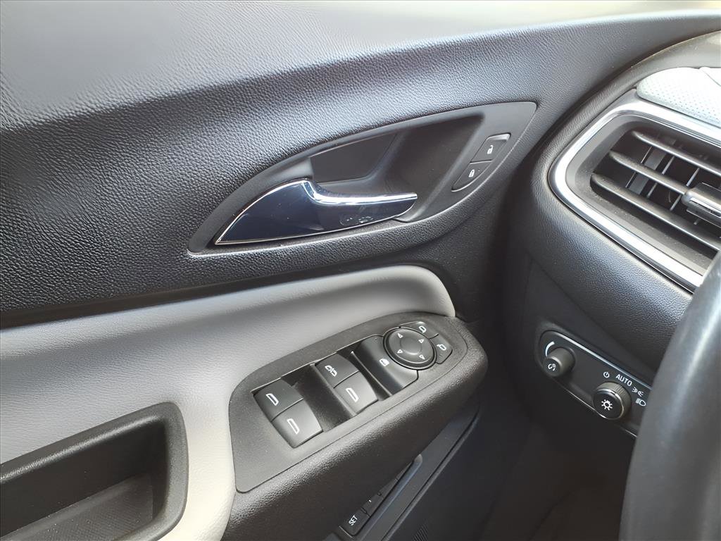 Used 2021 Chevrolet Equinox Premier image 26