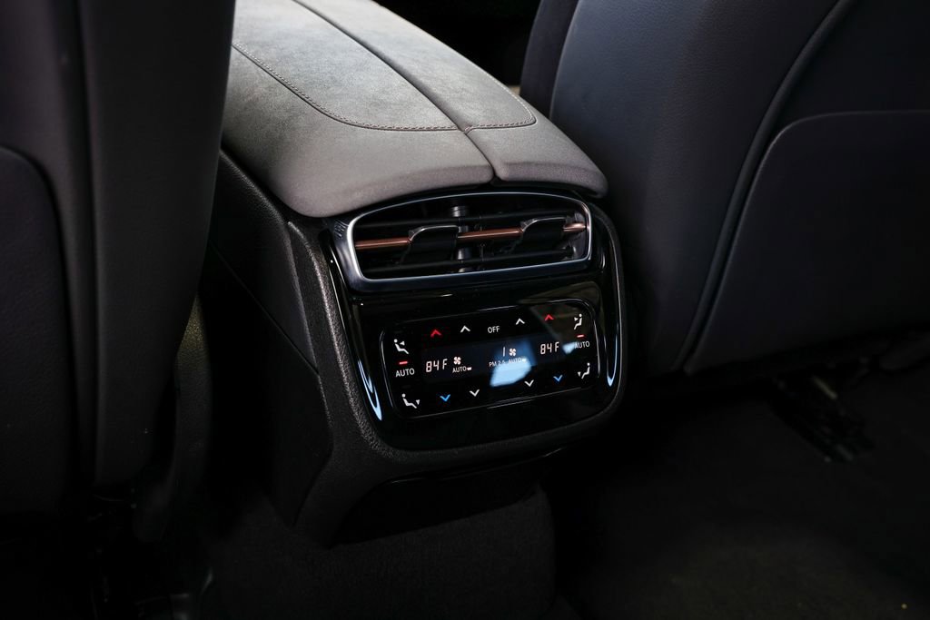 Used 2023 Mercedes-Benz EQS 450+ 4MATIC Sedan image 31