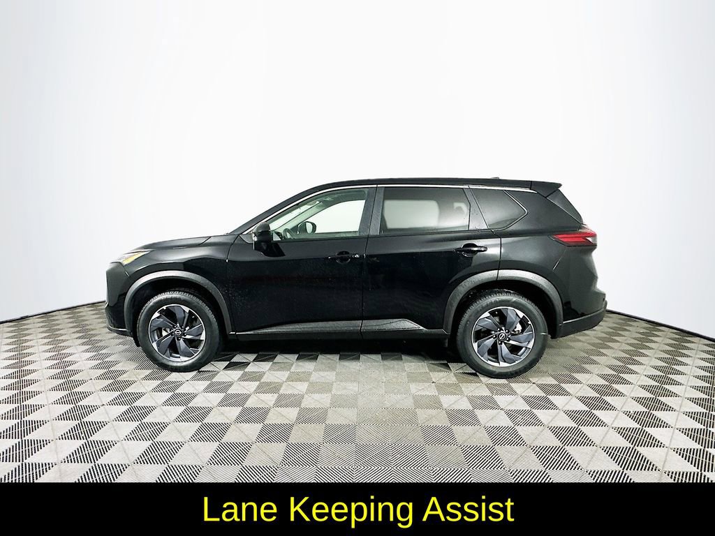 Used 2025 Nissan Rogue SV image 6