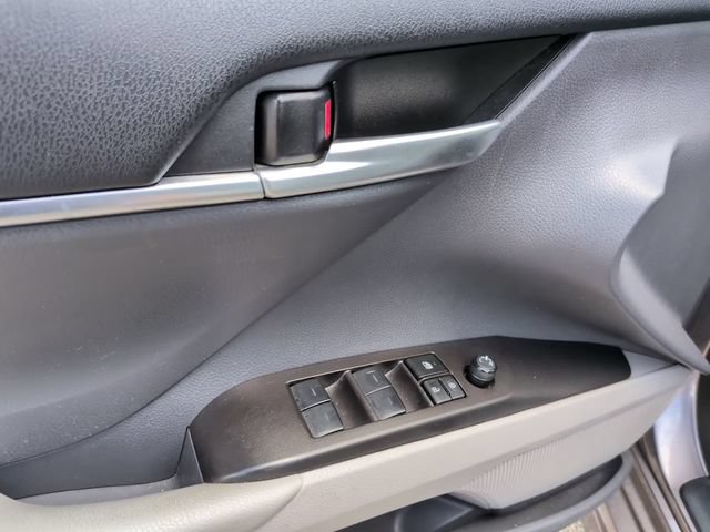 Used 2024 Toyota Camry SE AWD/4WD image 10