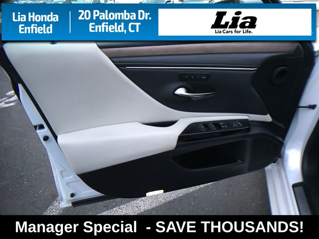 Used 2023 Lexus ES 350 w/ Premium Package image 16