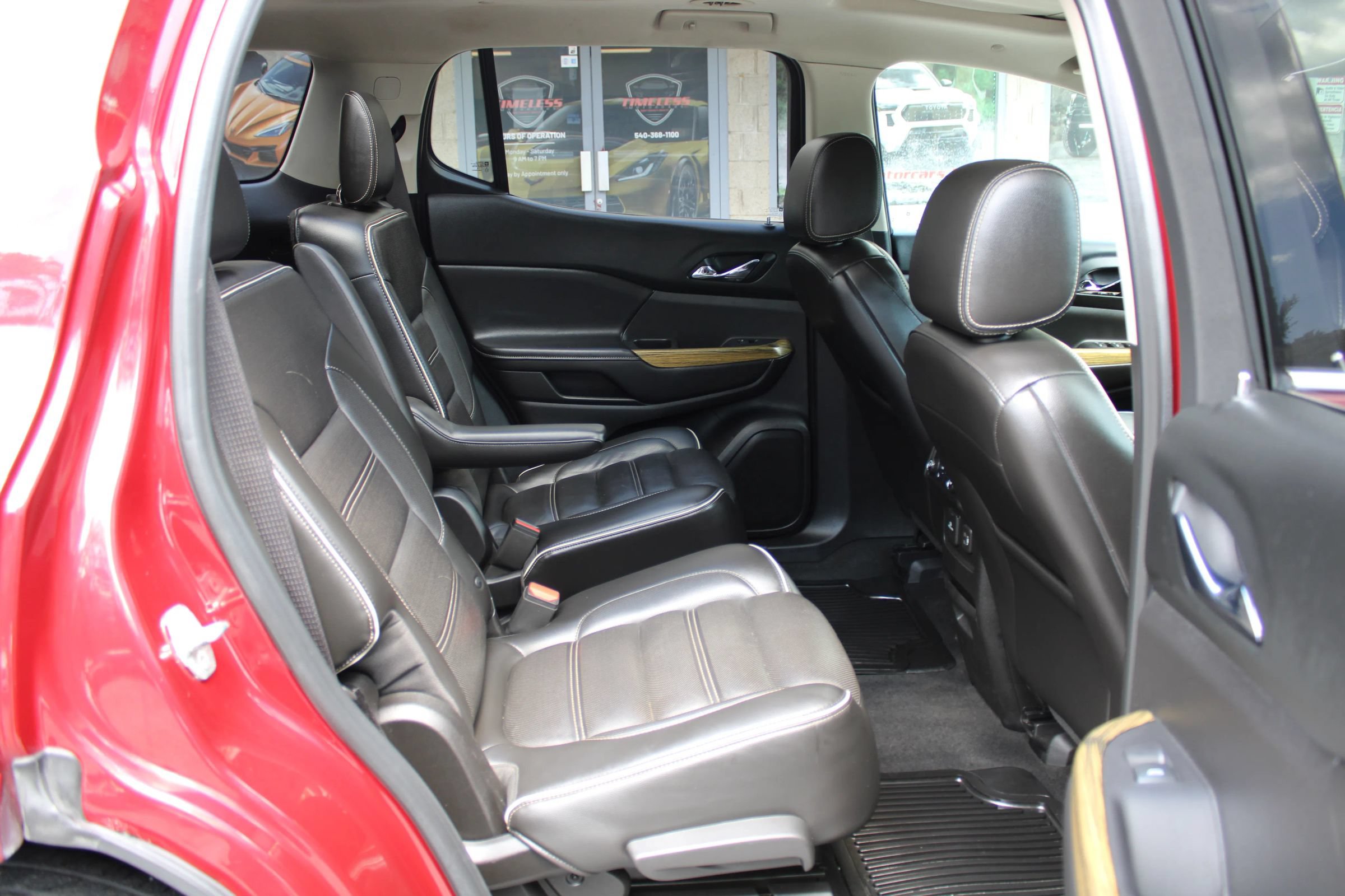 Used 2018 GMC Acadia Denali w/ LPO, Protection Package AWD/4WD image 19