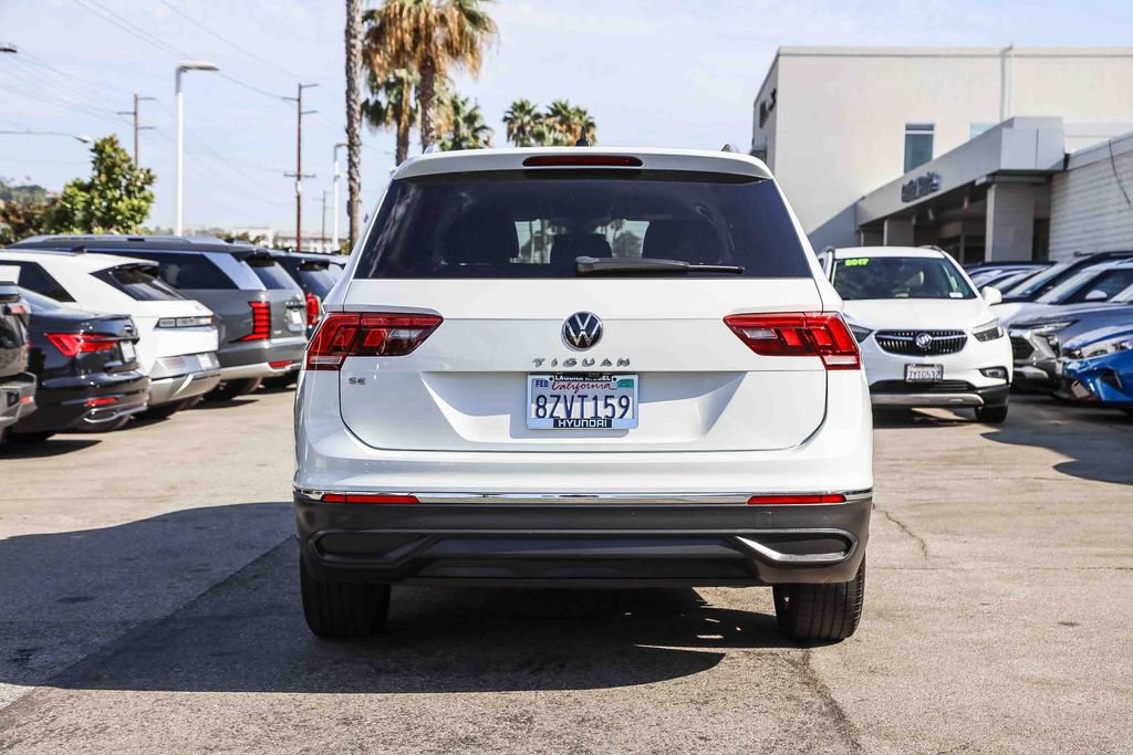 Used 2022 Volkswagen Tiguan SE FWD image 5