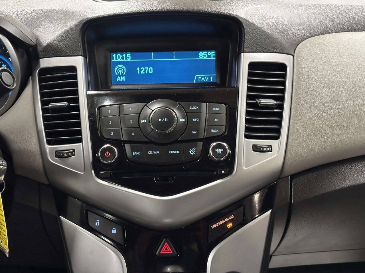 Used 2014 Chevrolet Cruze LS FWD image 25