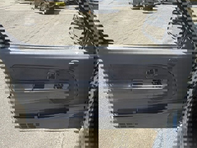 Used 2001 Nissan Xterra SE image 7