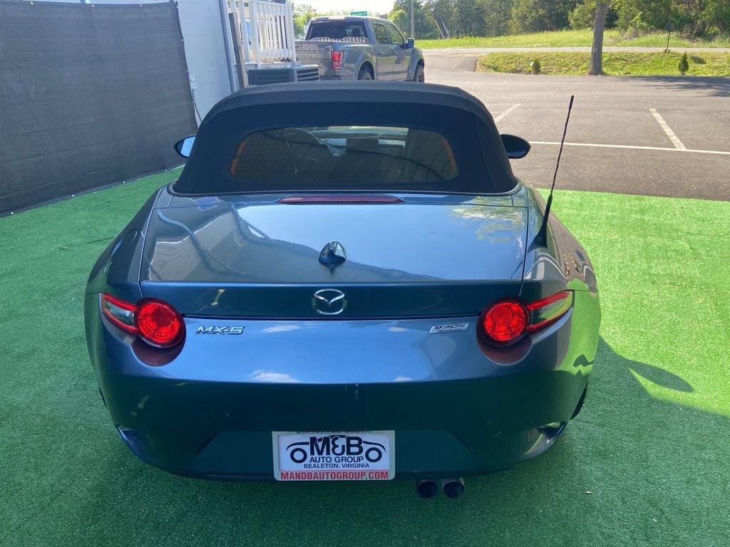 Used 2017 MAZDA MX-5 Miata Grand Touring RWD image 5