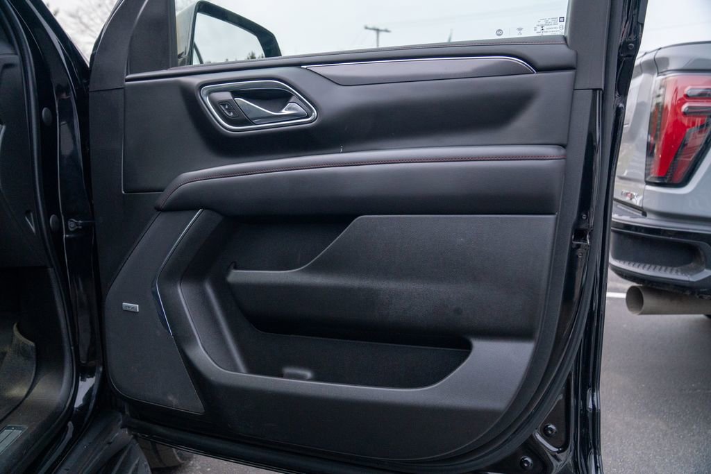 Used 2023 Chevrolet Tahoe RST image 10