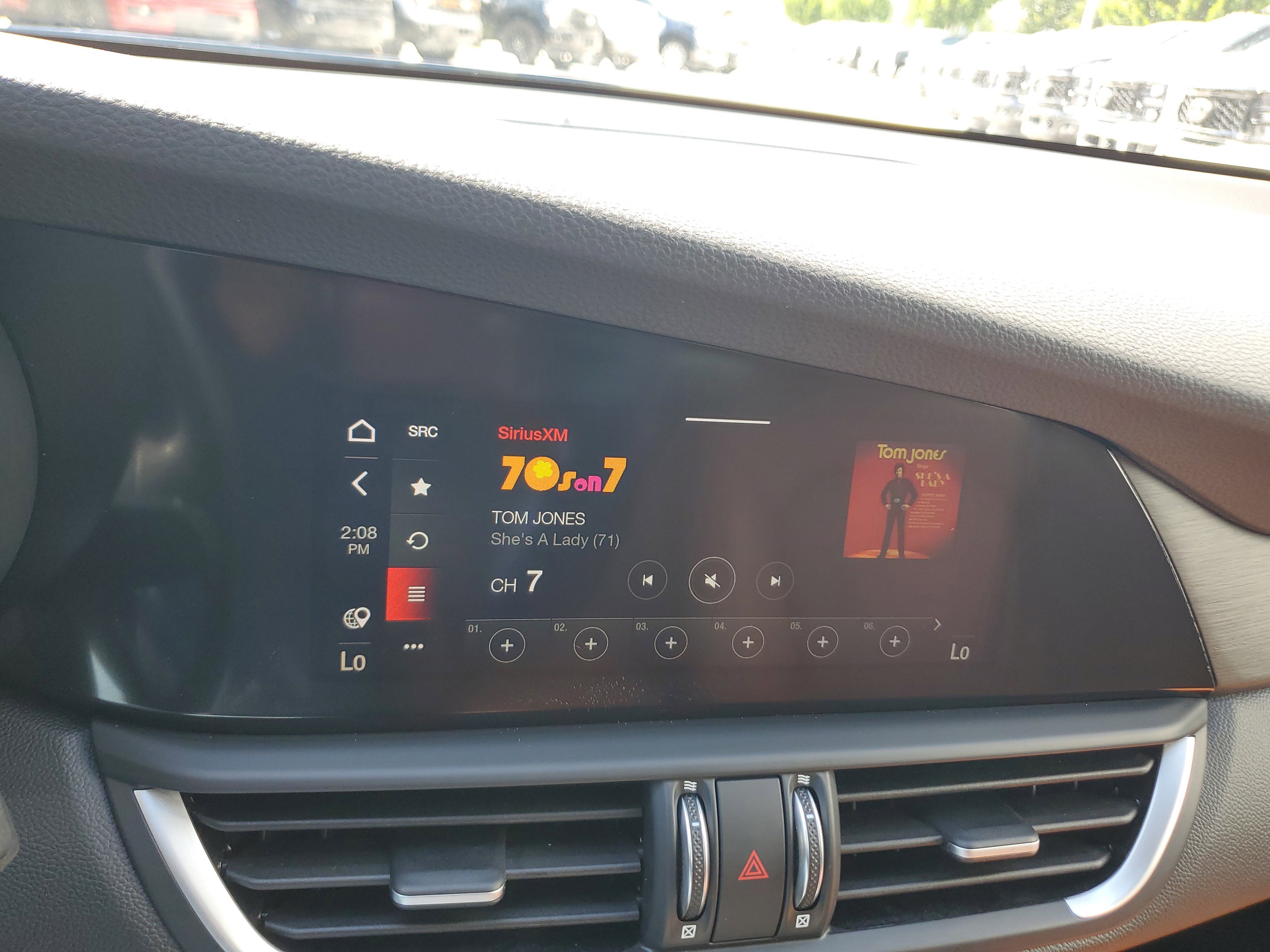 Used 2022 Alfa Romeo Giulia Ti w/ Active Assist Plus Package image 21