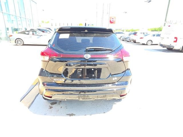 Used 2024 Nissan Kicks SR w/ SR Premium Package FWD image 5