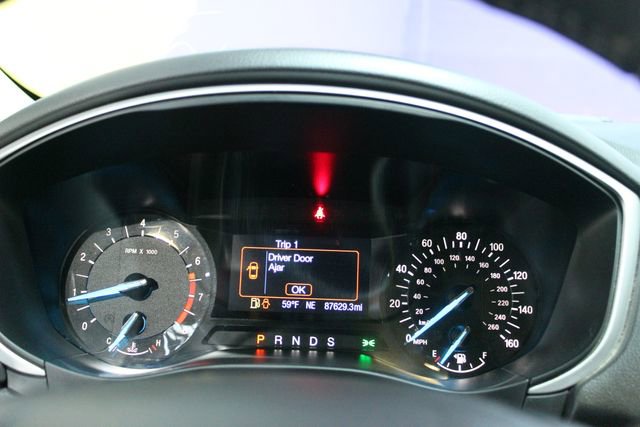 Used 2014 Ford Fusion SE w/ Equipment Group 201A image 20