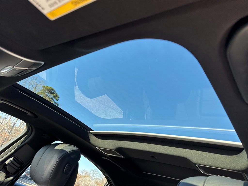 Used 2017 Mercedes-Benz S 550 Sedan image 32