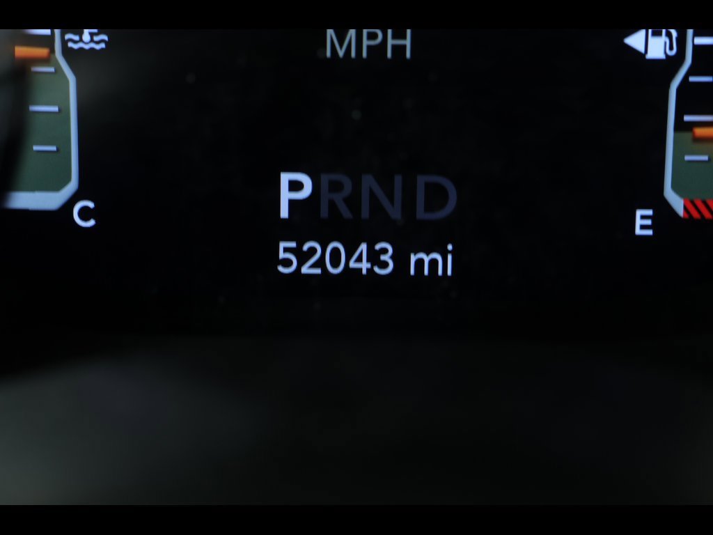 Used 2018 Jeep Wrangler Unlimited Sahara image 22