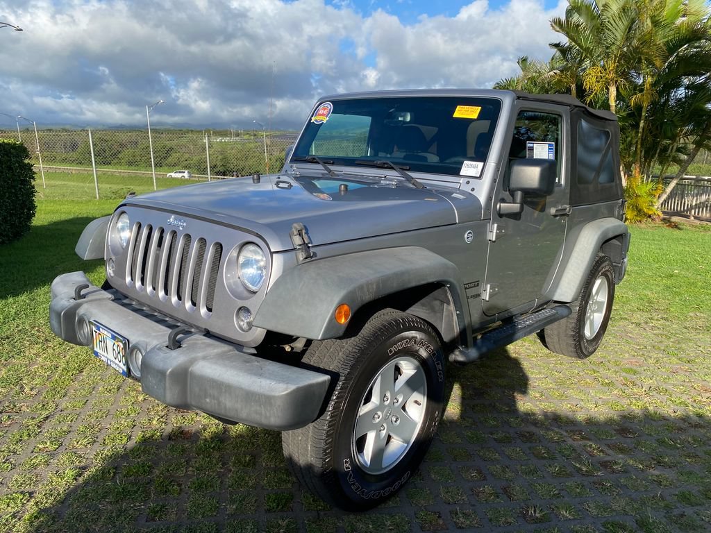Used 2018 Jeep Wrangler Sport AWD/4WD image 3