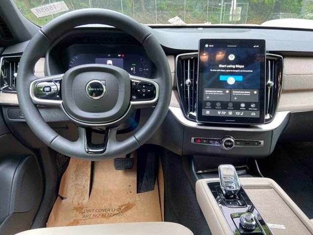 New 2026 Volvo XC90 T8 Plus w/ Protection Package Premier AWD/4WD image 13
