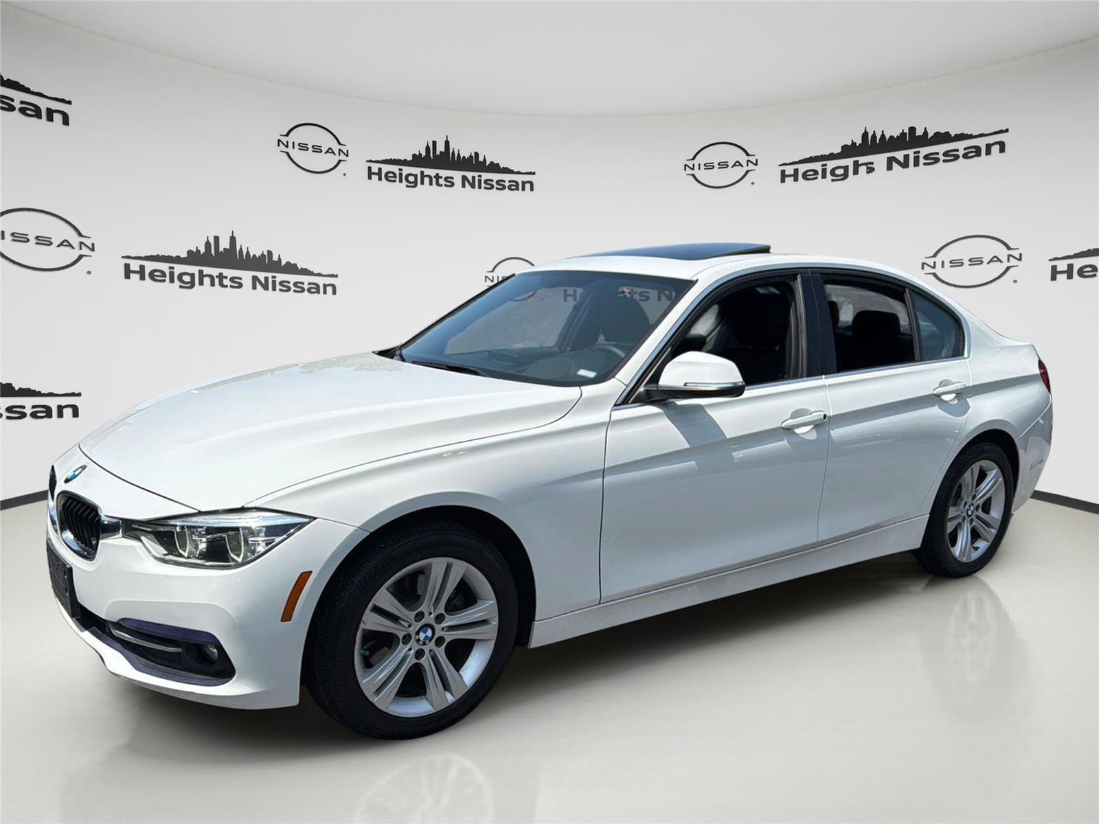 Used 2018 BMW 328d Sedan RWD image 2
