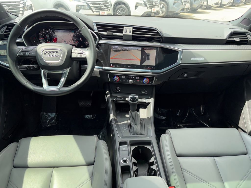 Used 2024 Audi Q3 2.0T Premium Plus w/ Premium Plus Package image 23