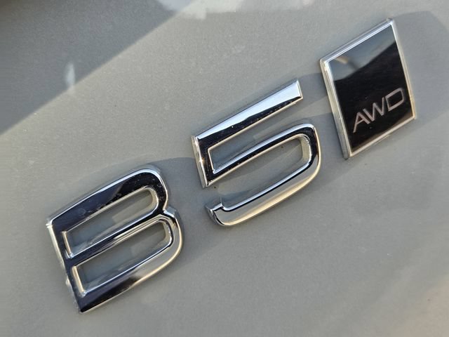 Used 2025 Volvo XC90 B5 Core w/ Climate Package AWD/4WD image 9