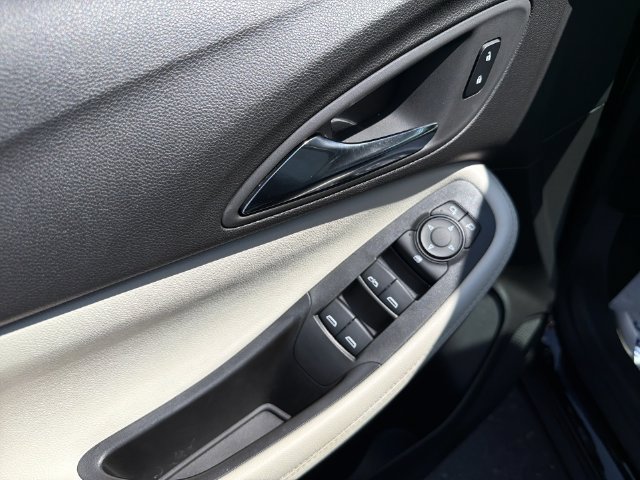 Used 2024 Buick Encore GX Preferred FWD image 22
