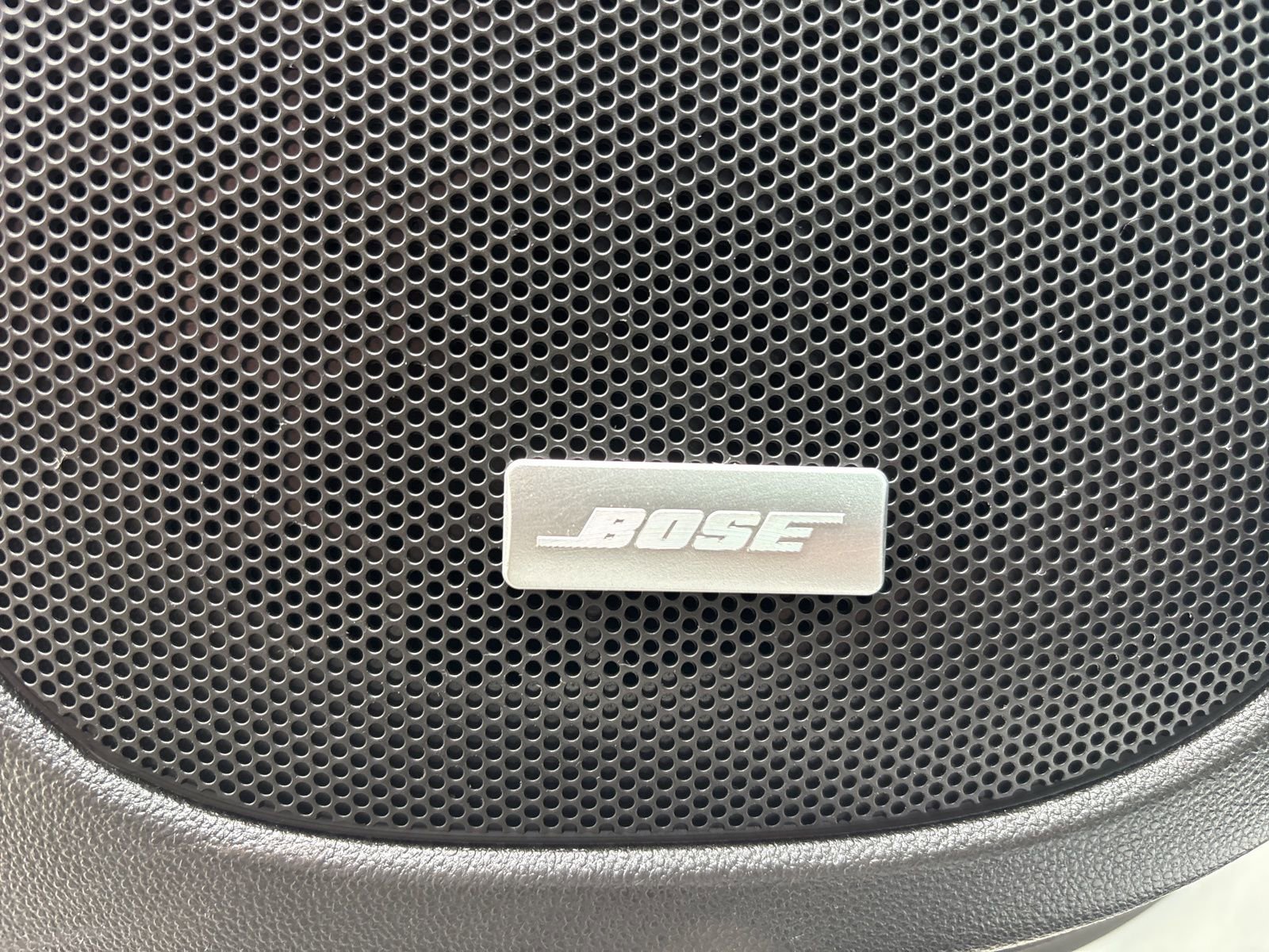 Used 2017 GMC Acadia SLT image 15