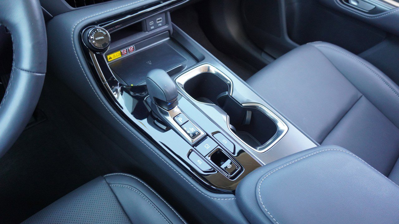 Used 2025 Lexus NX 250 FWD w/ Accessory Package (Z1) image 20